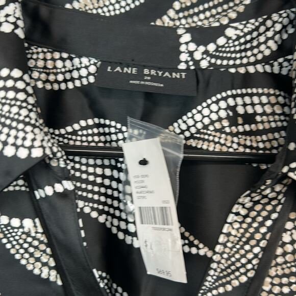 NWT Lane Bryant Long-Sleeve Button-Down Satin Top Women’s Plus Size 28/4X - Picture 6 of 9